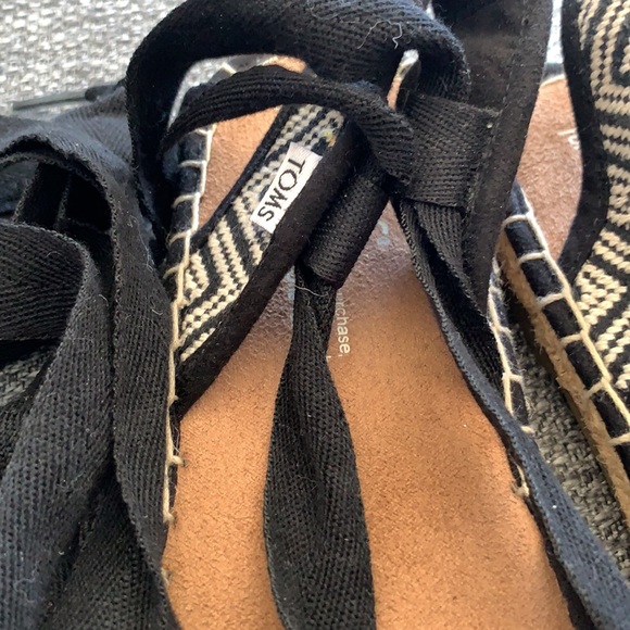 TOMS strappy espadrilles - Picture 2 of 7